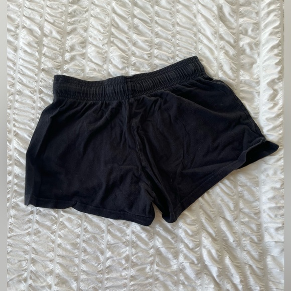 Black Reebok shorts - Picture 2 of 4